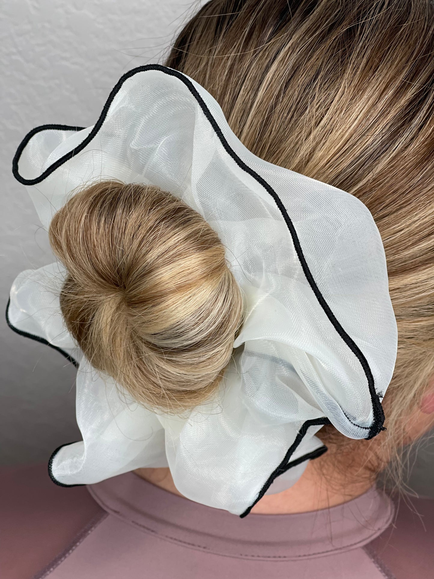LARGE SCRUNCHIE
